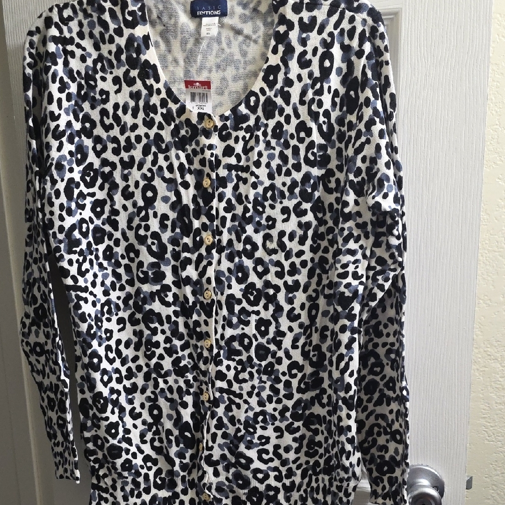 NEW Basic Editions Black and White Leopard Print … - image 1